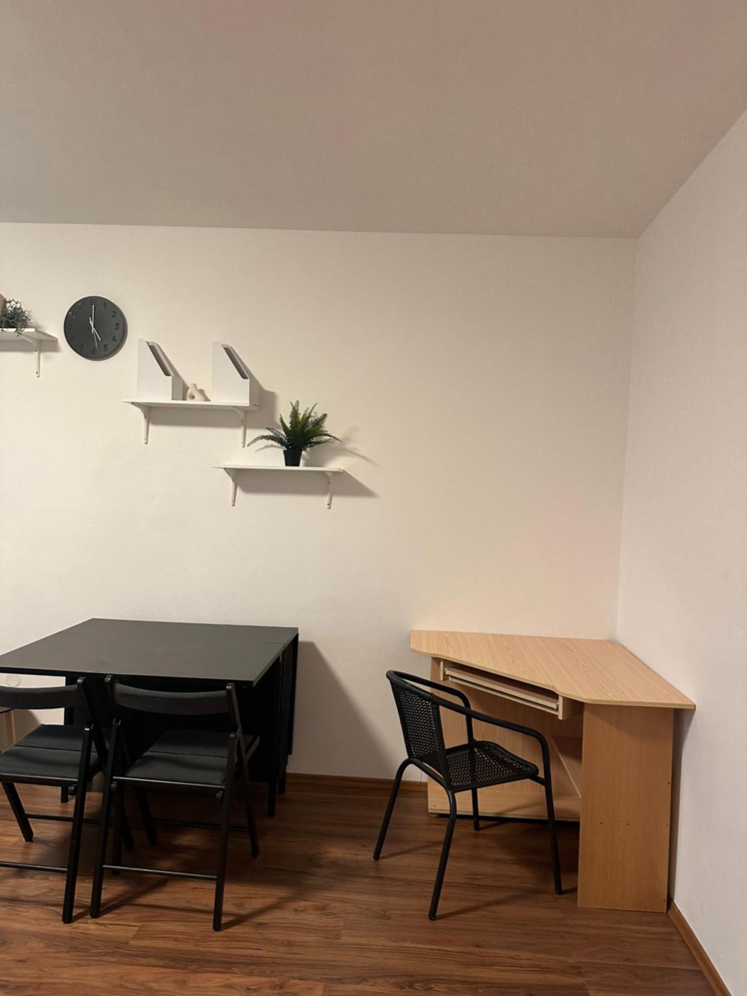 Private Room 1 Km From Center With Kitchen Bratislava Dış mekan fotoğraf
